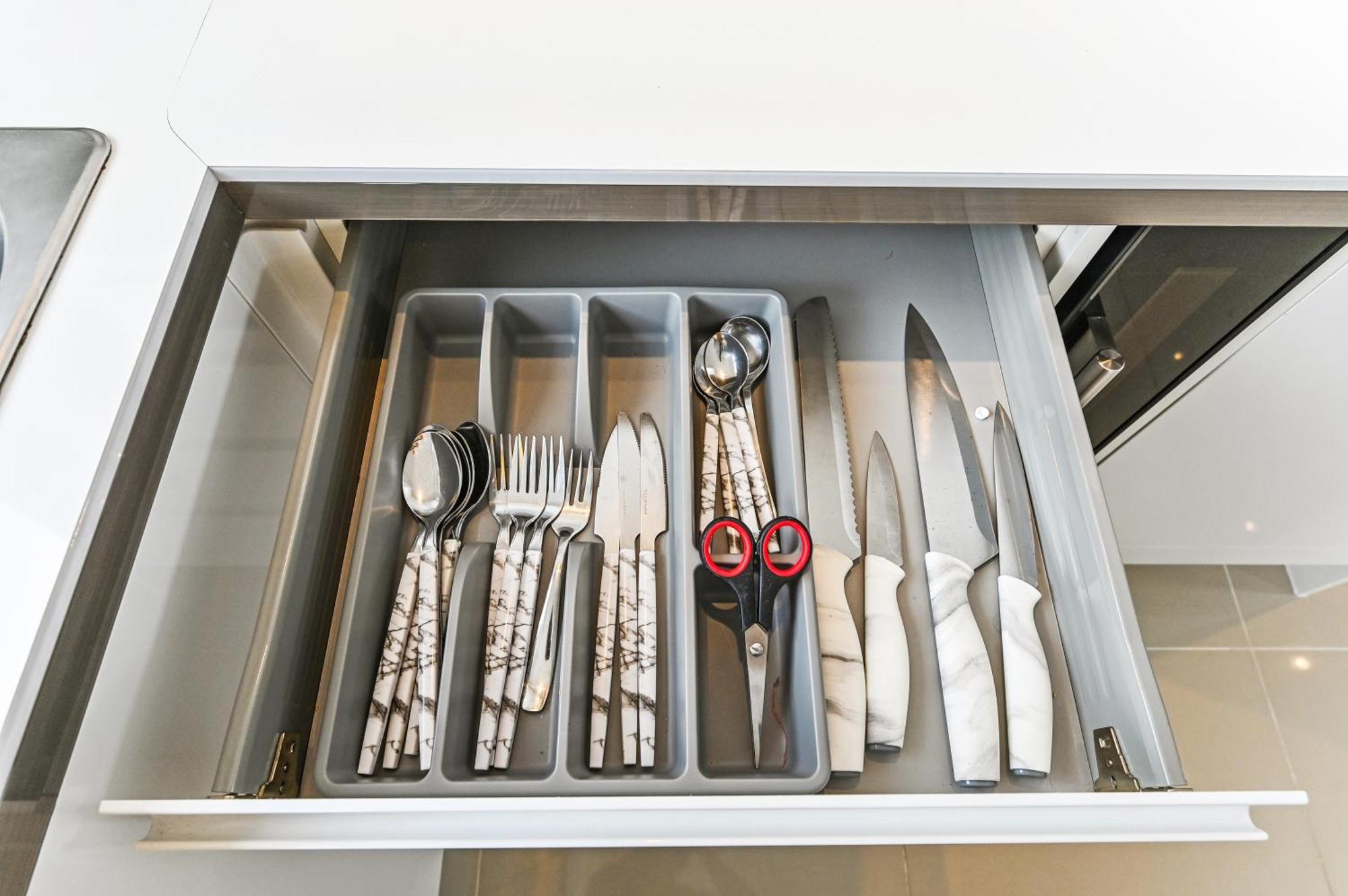 Family 1 Bed Apt Near Cardiff City Centre, Free Parking, Quiet, Secure Neighbourhood エクステリア 写真
