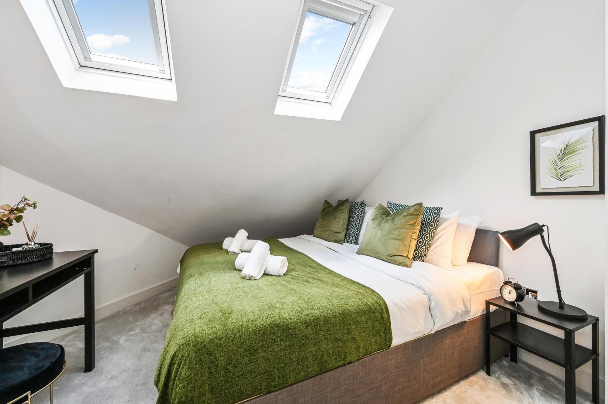 Family 1 Bed Apt Near Cardiff City Centre, Free Parking, Quiet, Secure Neighbourhood エクステリア 写真